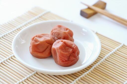 紀州名物の梅干し